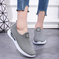 Vulcanized Women's Slip-on Flat Sneakers